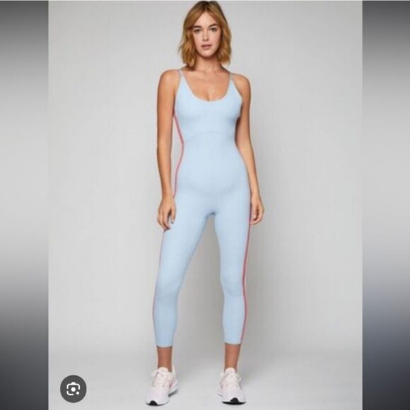 Four Laps Elevate Onesie - Cerulean Athletic onesie - Picture 2 of 11